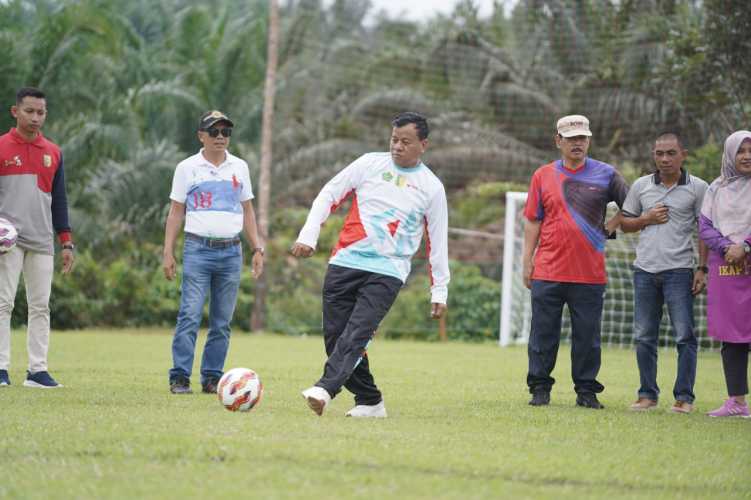 PLT  Bupati Suhardiman Amby Pesan  Jaga Sportivitas, Jalin Persaudaraan